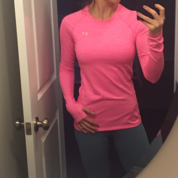 Under Armour Tops - Under Armour HeatGear